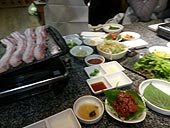 夕食は新大久保で焼肉！！